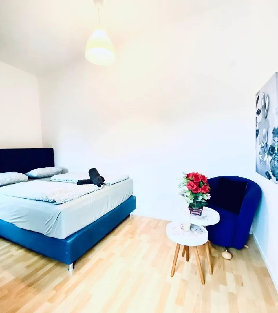Cozy 4-Bedroom Apartment , Perfect For Groups Wiedeń