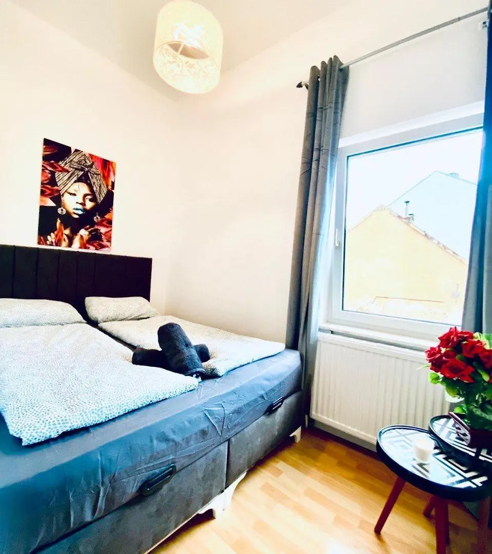 Cozy 4-Bedroom Apartment , Perfect For Groups Βιέννη