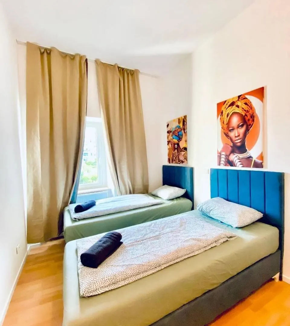 Cozy 4-Bedroom Apartment , Perfect For Groups Βιέννη