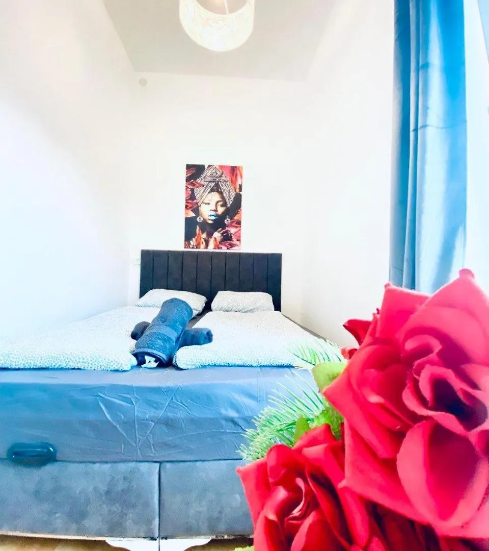 Cozy 4-Bedroom Apartment , Perfect For Groups Βιέννη